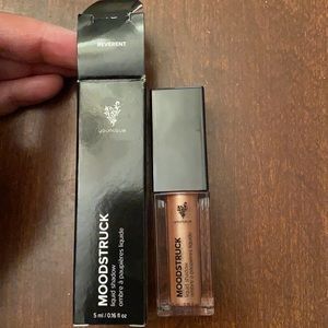 Younique liquid eye shadow in Reverent